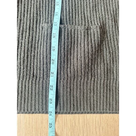 Vince Oversize Wool Yarn blend Turtleneck Button Sweater Xs 2218 - Picture 5 of 9